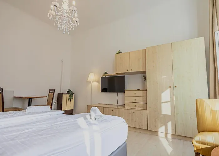 Beautiful 1br Retreat Close To Wiener Stadthalle Apartamento Viena
