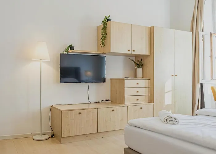 Beautiful 1br Retreat Close To Wiener Stadthalle Viena